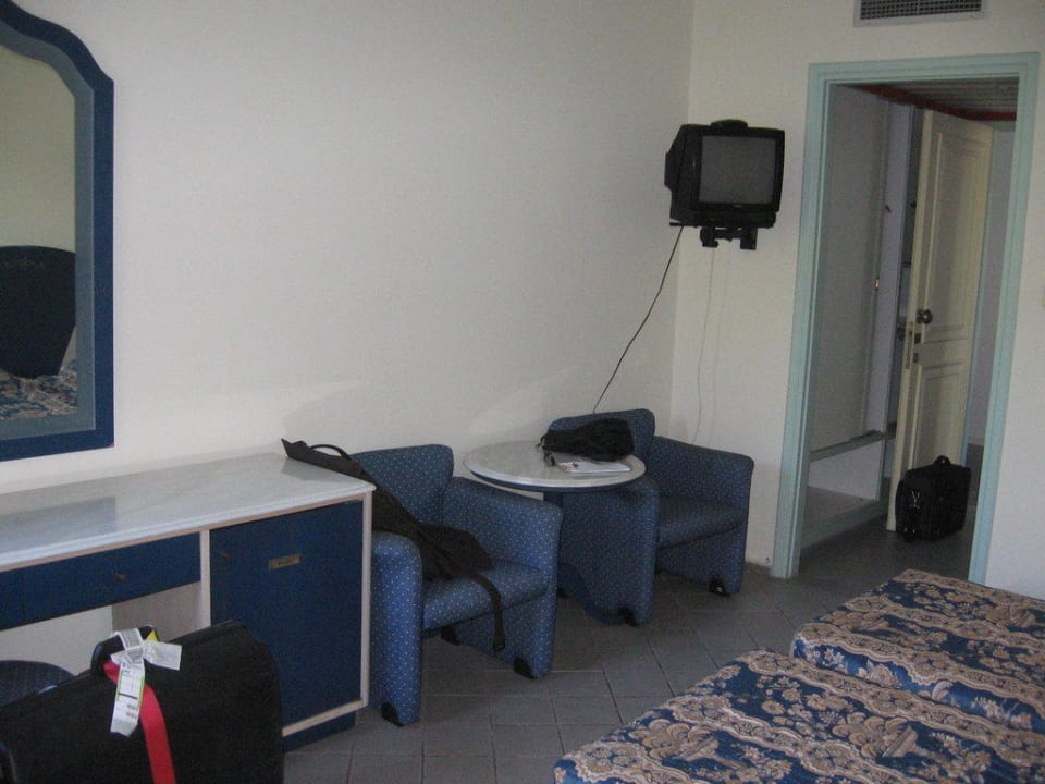 Einrichtung Zimmer 301 Samian Blue Seaside Hotel