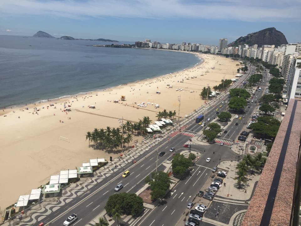 Vom Balkon der Strand  Hotel PortoBay Rio de Janeiro