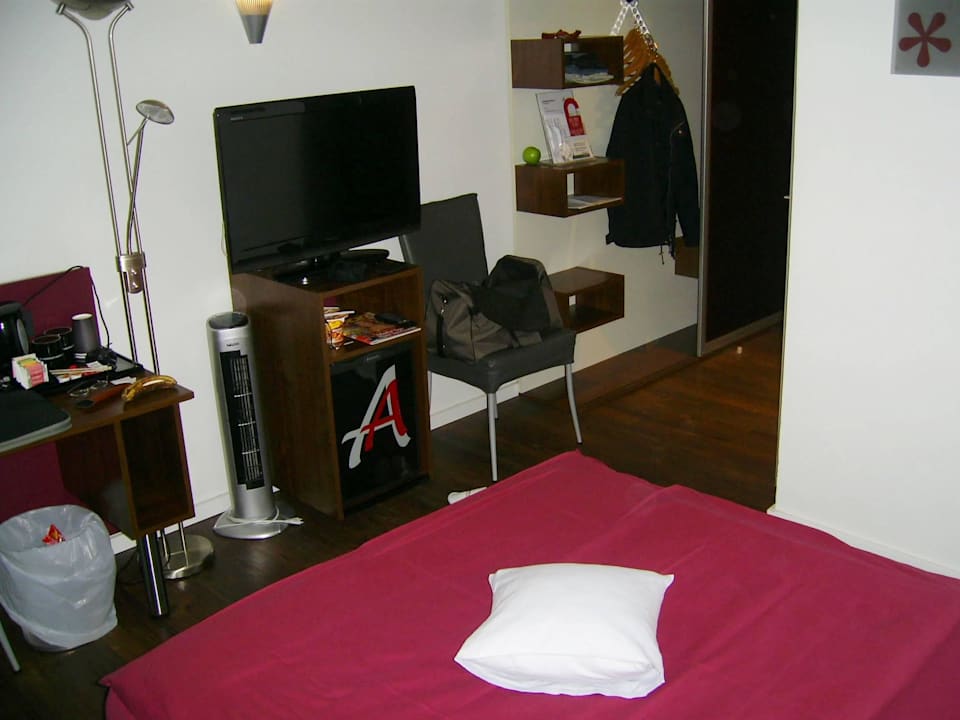 Blick ins Einzelzimmer Auszeit Hotel Düsseldorf