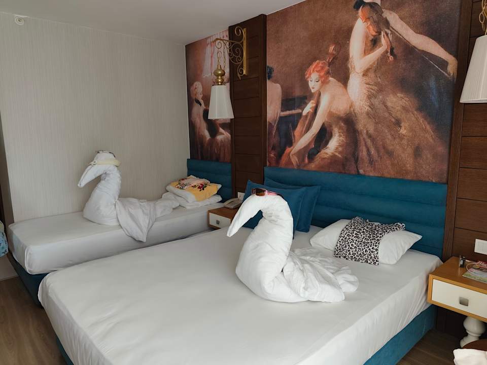 Zimmer Dream World Resort & Spa