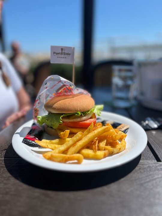 Gastro Port Side Resort Hotel