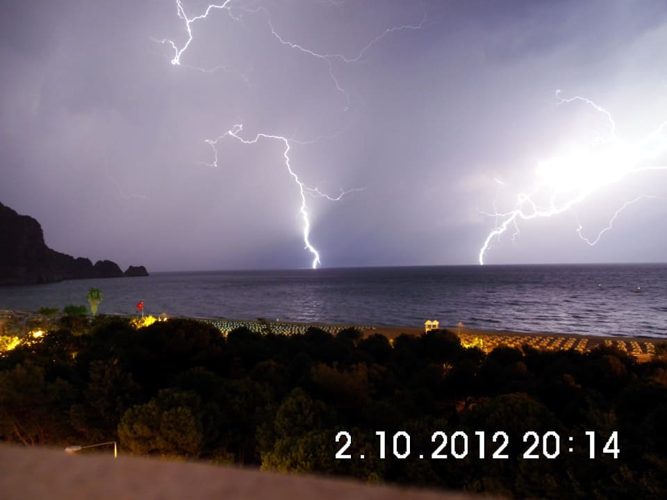 Herbstgewitter in Alanya-gutes timing gehabt Hatipoglu Beach Hotel