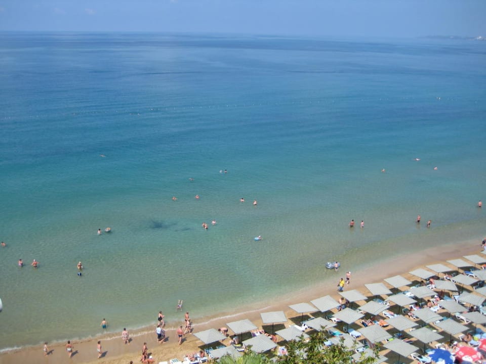 Herrlich Aska Hotel Just in Beach