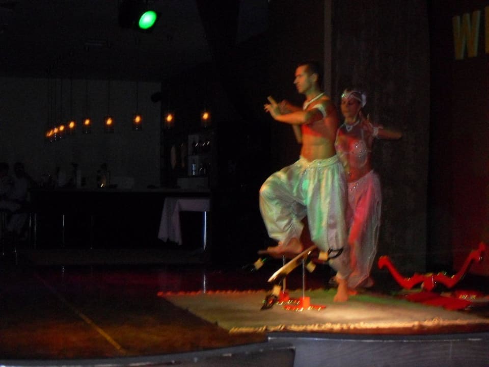 Show Side Star Elegance