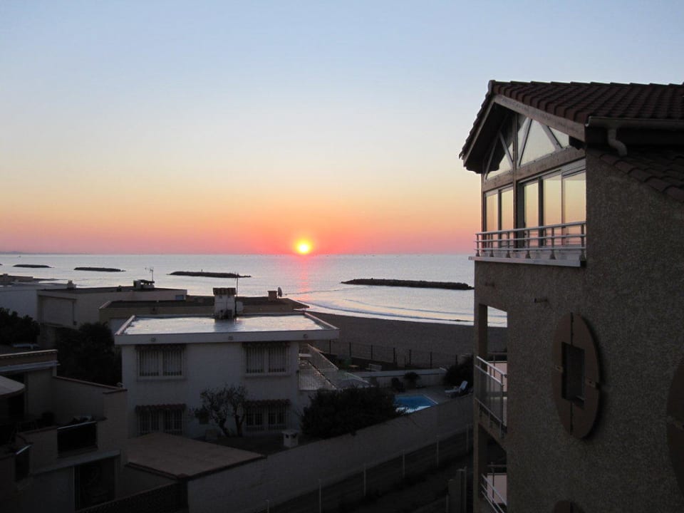 Sonnenaufgang Hotel Alizea Beach