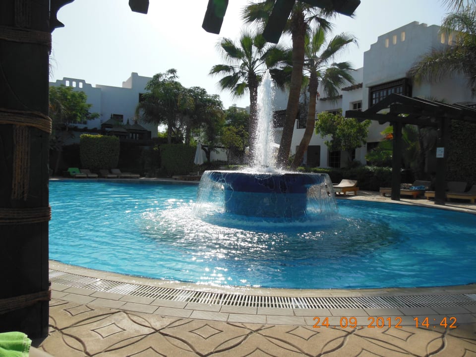 1 von 10 Pools Hotel Delta Sharm Resort