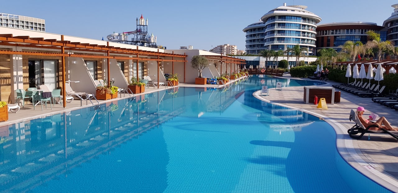 Pool Hotel Baia Lara