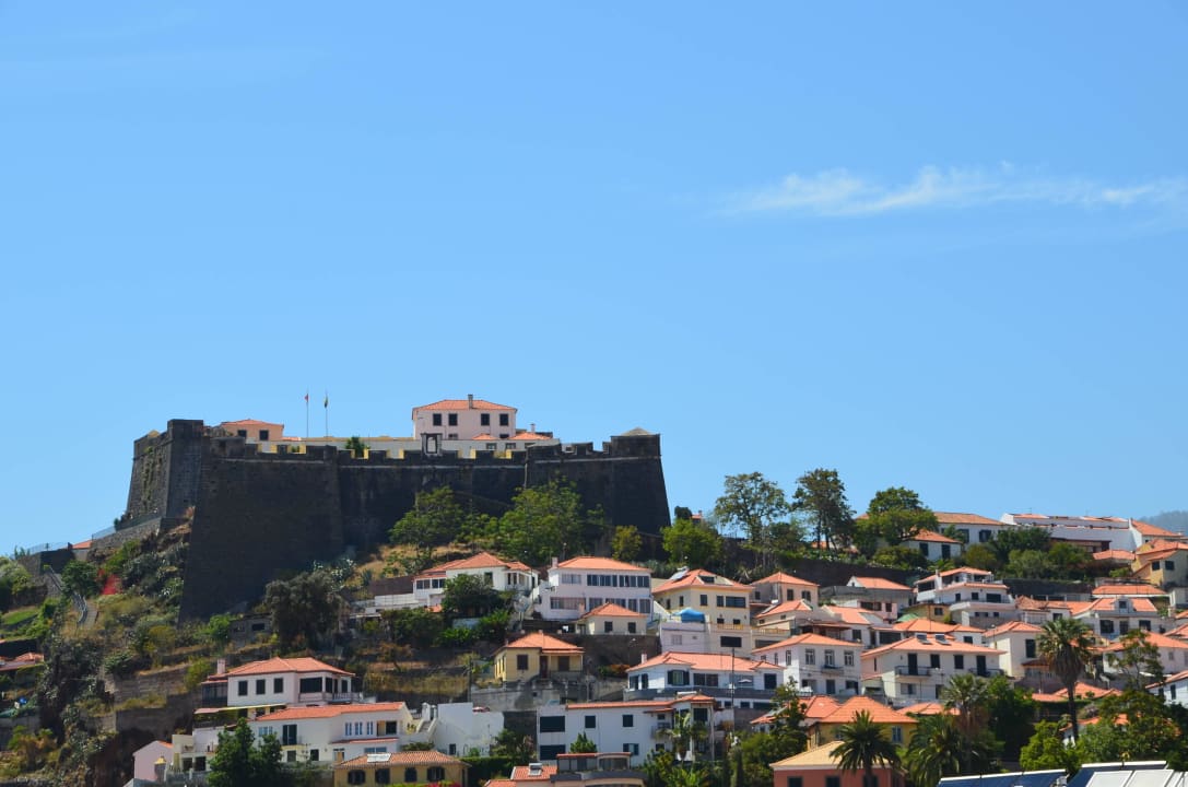 Blick von der Dachterrasse Hotel Madeira