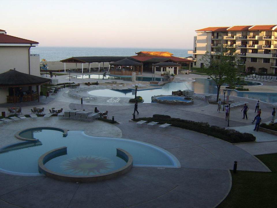 Blick vom Balkon auf die schöne Anlage & das Meer HVD Clubhotel Miramar