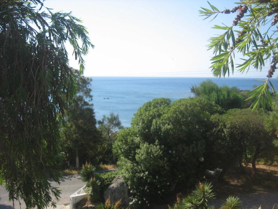 Blick vom Pool Rodos Princess Beach Hotel & Spa