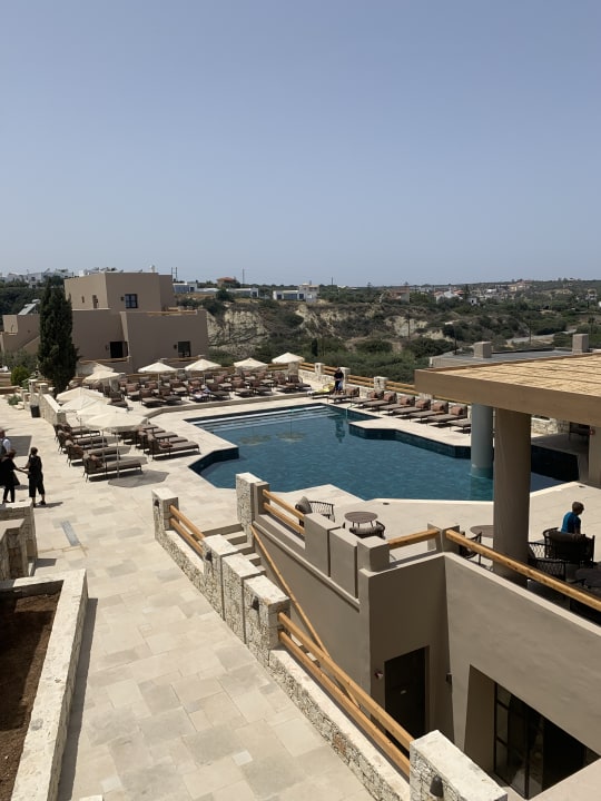 Pool Momi Slow Living Hotel