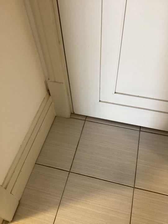 Zimmer Alba Queen Hotel