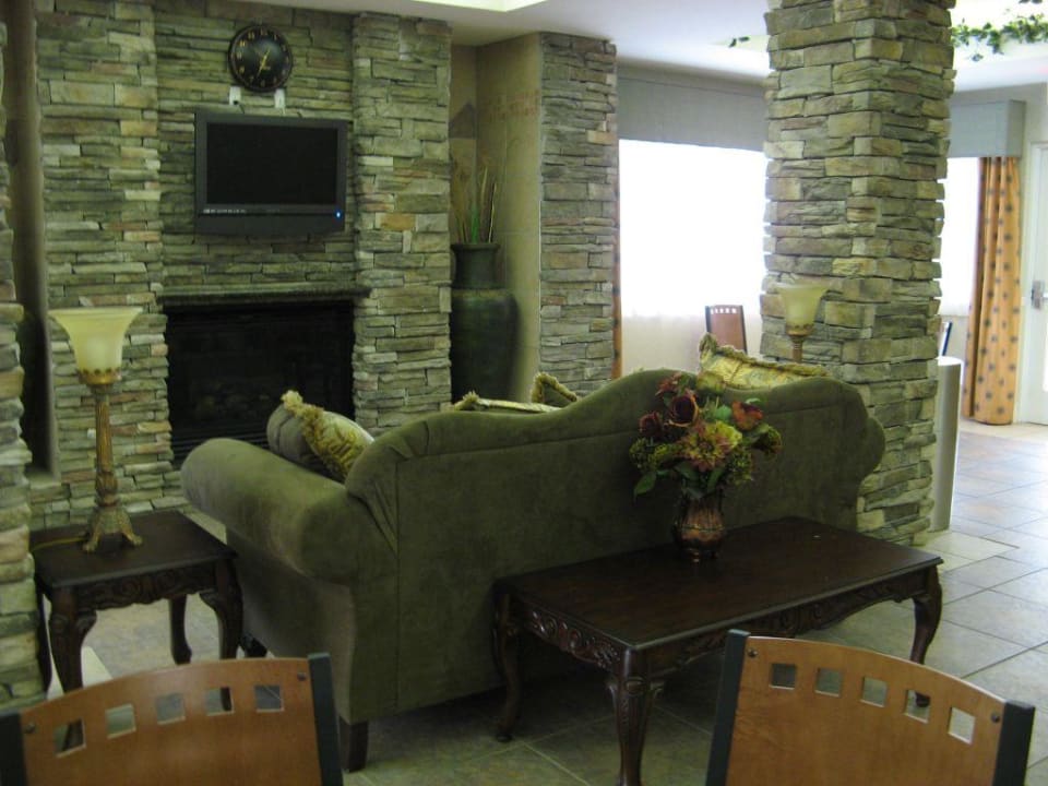 Holiday Inn Express in Carlsbad Holiday Inn Express Hotel & Suites