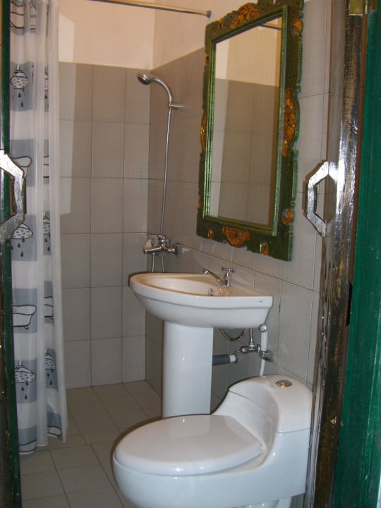 Bathroom bungalow Matahari Tulamben Resort, Dive & Spa