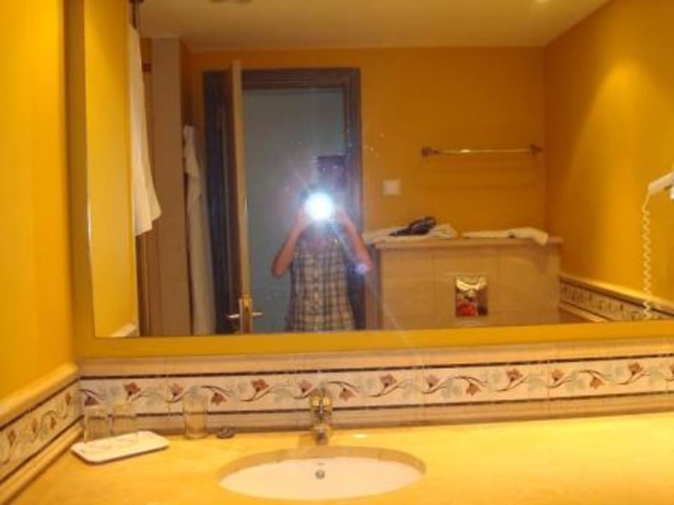 Badezimmer allsun App.-Hotel Albatros