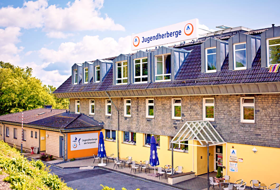 Außenansicht DJH Jugendherberge Sorpesee