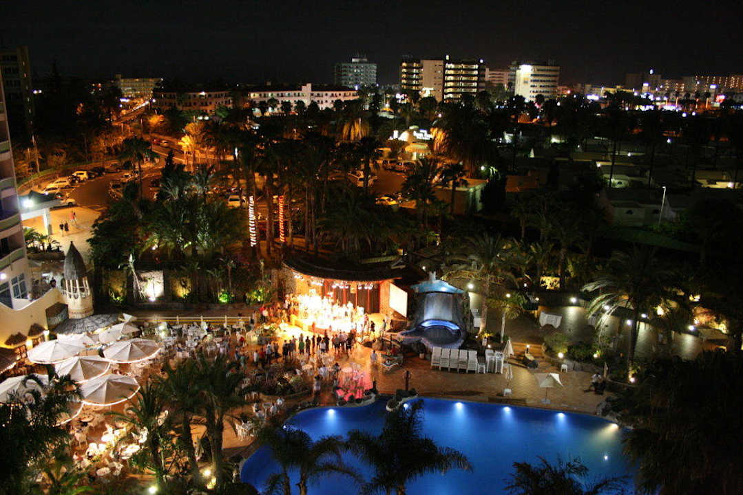 Aussicht vom Balkon bei Nacht Abora Buenaventura by Lopesan Hotels