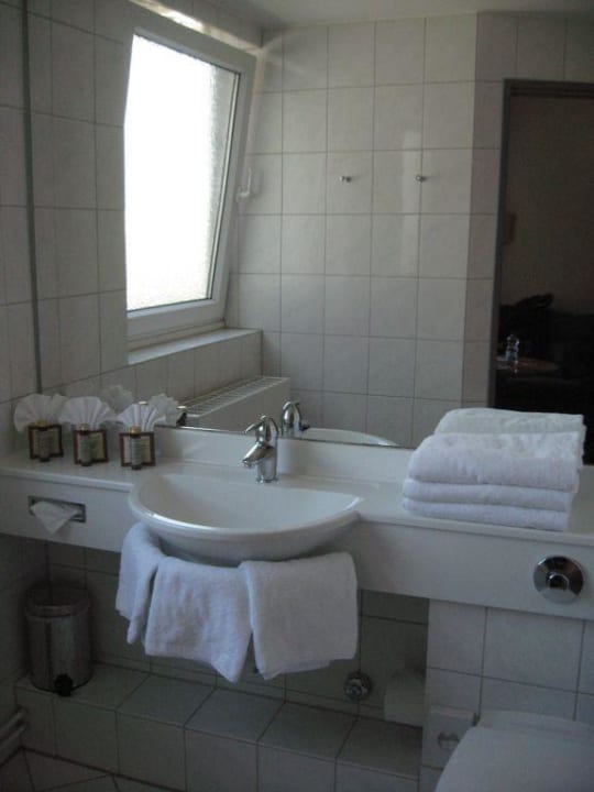 Badezimmer Garner Hotel Hamburg - Wandsbek Marktplatz