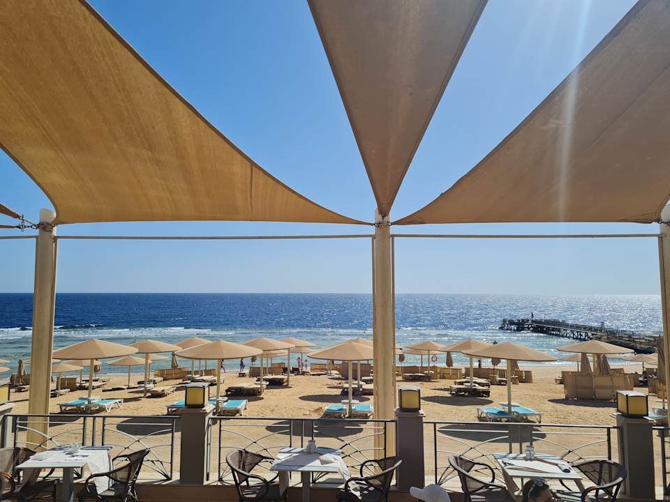 Gastro Serenity Alpha Beach