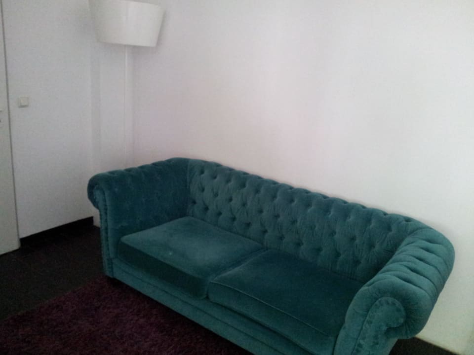 Sofa Hotel Alte Lohnhalle