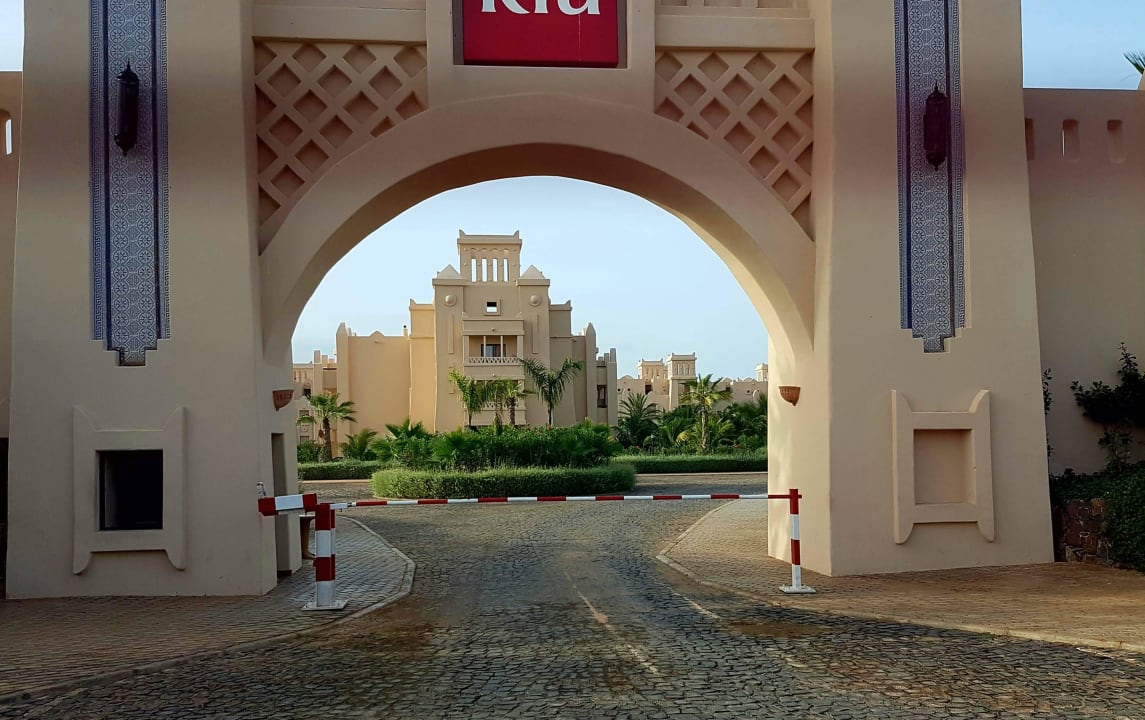 Einfahrt Hotel Riu Touareg