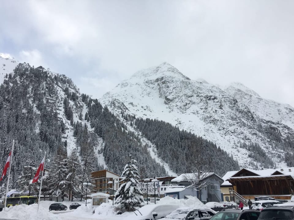 Ausblick Verwöhnhotel Wildspitze