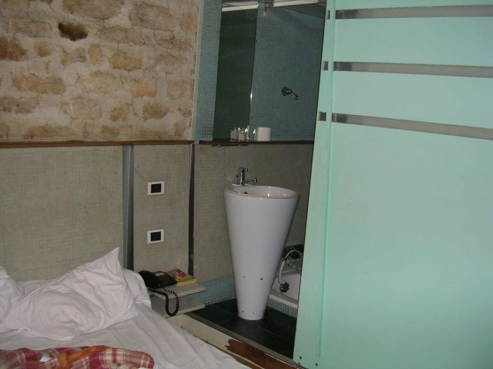 Bett und Badezimmer Hotel Marais Home