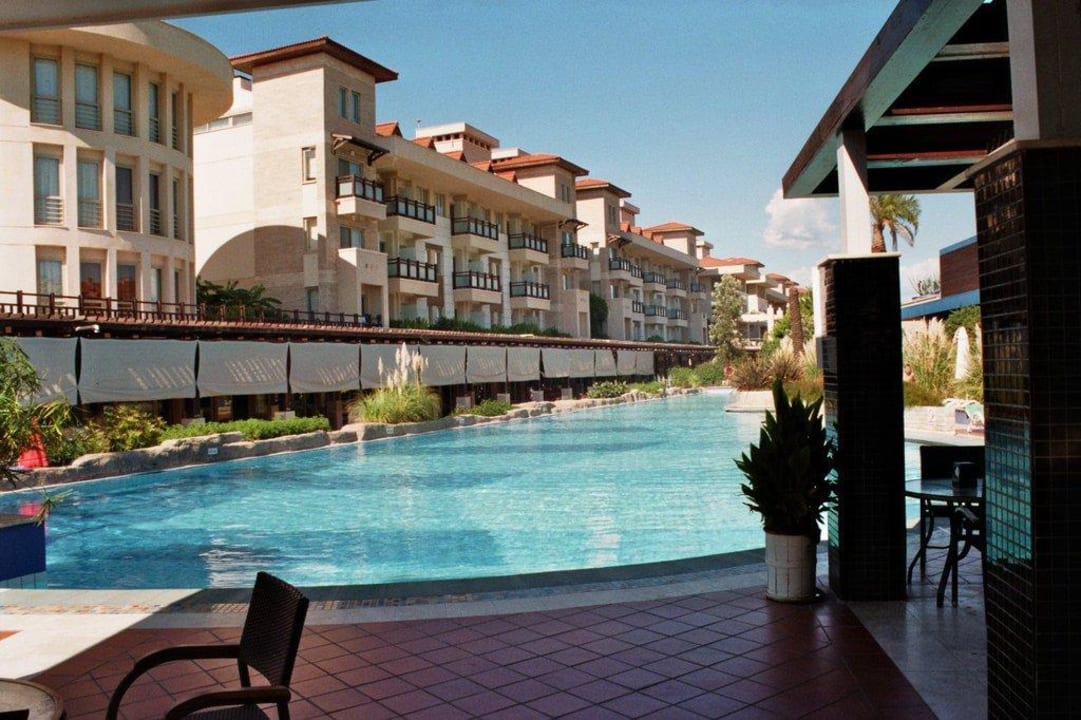 Pool und Hotel TUI BLUE Xanthe