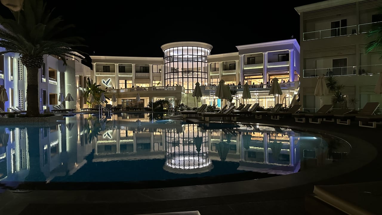 Pool Mythos Palace Resort & Spa