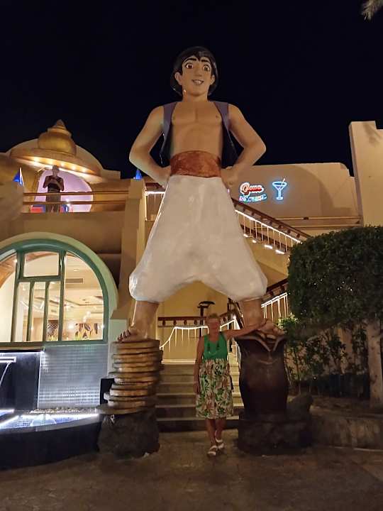 Gastro Aladdin Beach Resort