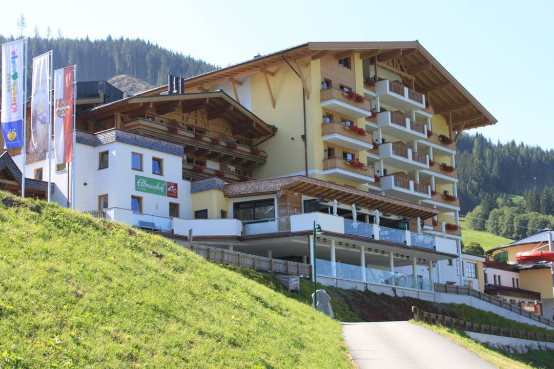 Anfahrt zum Haus Familienresort Ellmauhof – das echte All Inclusive