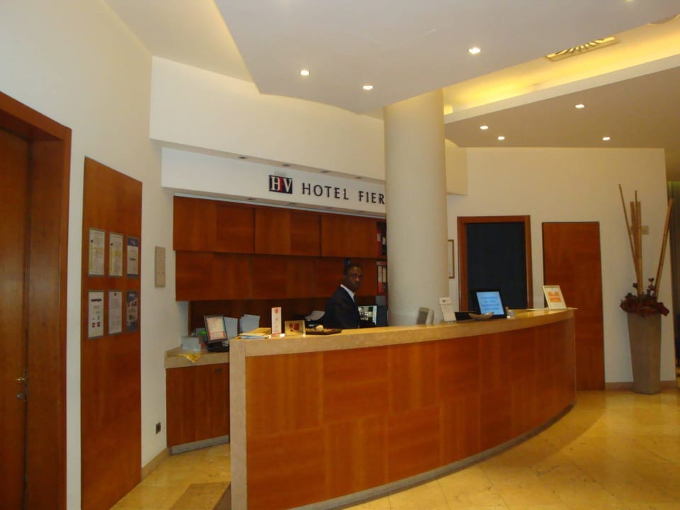 Rezeption Hotel Fiera Verona