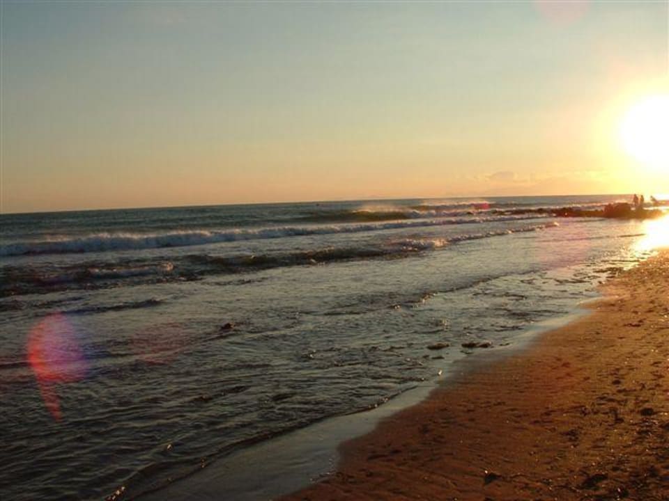 Sonnenuntergang am Strand zum 2. Hotel Orfeus Park