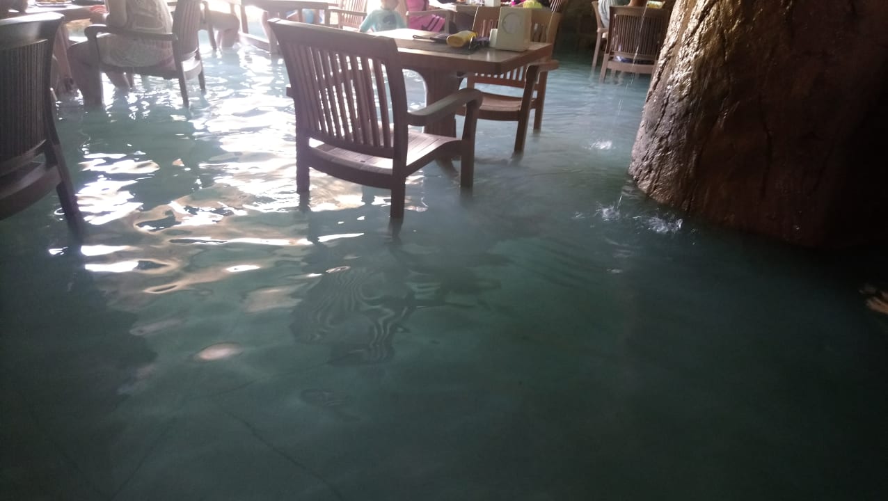 Gastro Starlight Resort Hotel