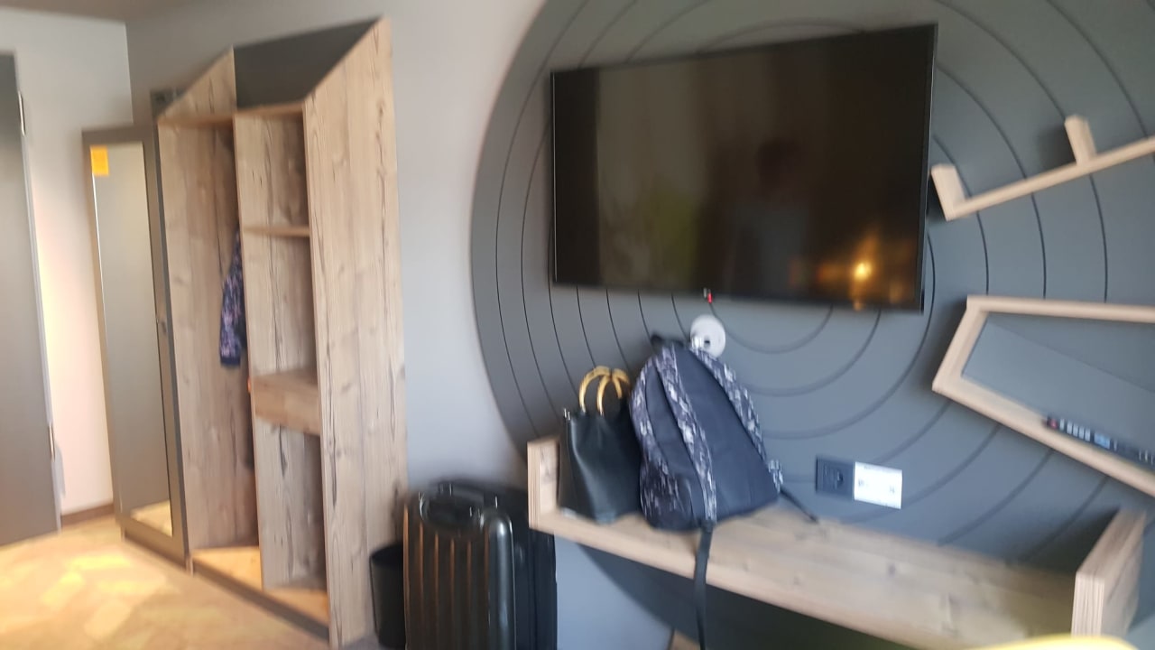 Zimmer Holiday Inn - the niu, Mill Cologne Mülheim