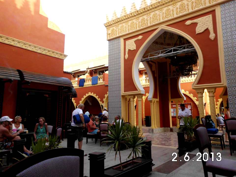 Zentraler Platz mit sehr viel Charme Pickalbatros Alf Leila Wa Leila Resort - Neverland Hurghada