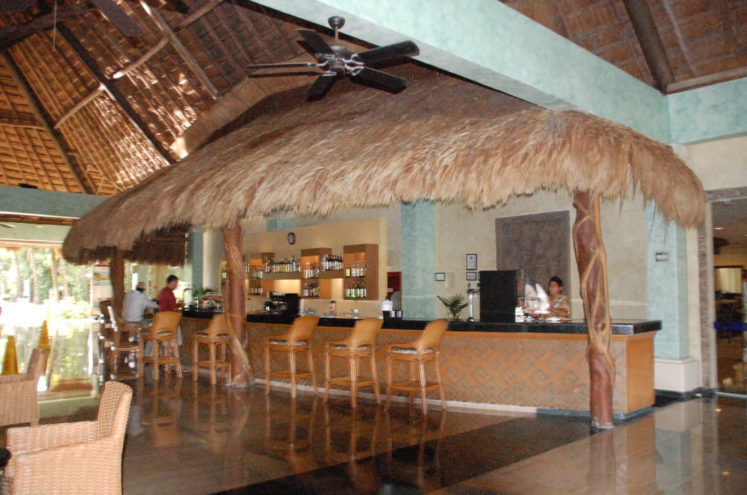 White Sand Lobby Bar Grand Palladium Select White Sand Resort & Spa