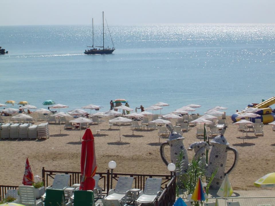 Blick vom Balkon eines Zimmers mit  Meerblick Berlin Golden Beach