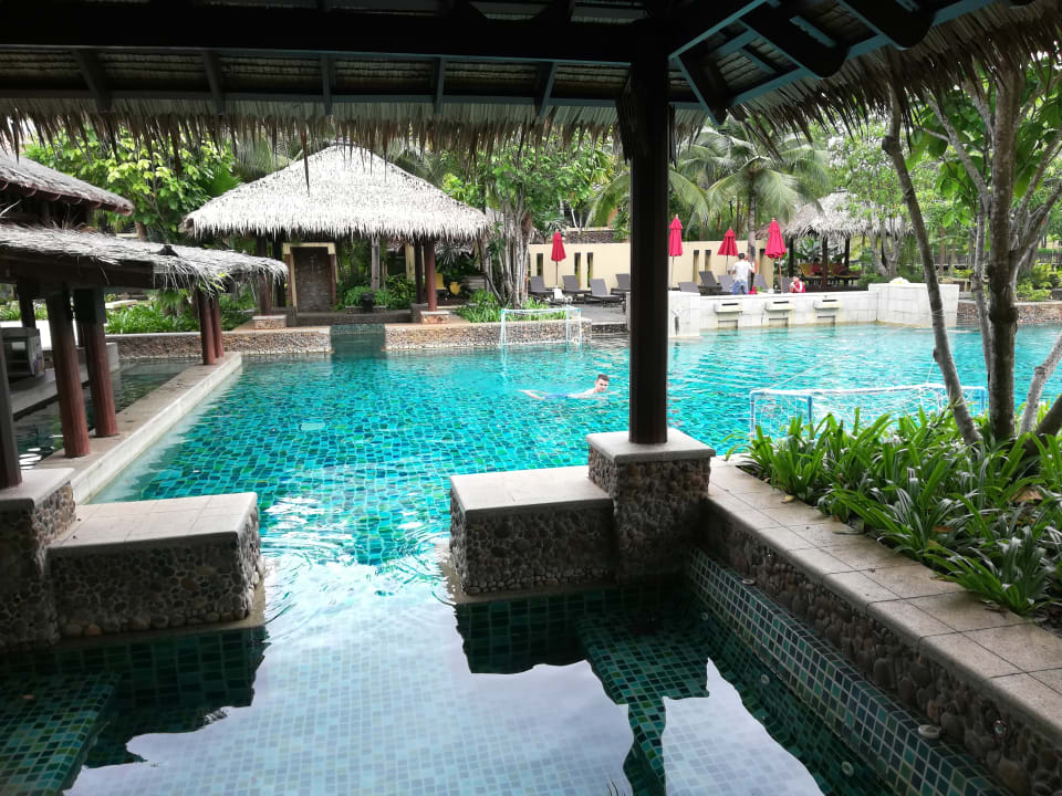 Pool Centara Koh Chang Tropicana Resort