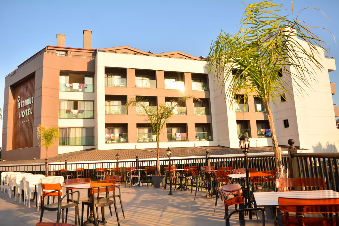 Gastro Istanbul Beach Hotel