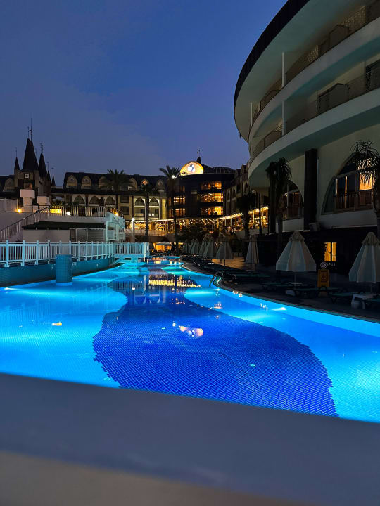 Außenansicht Crystal Prestige Pearl Collection