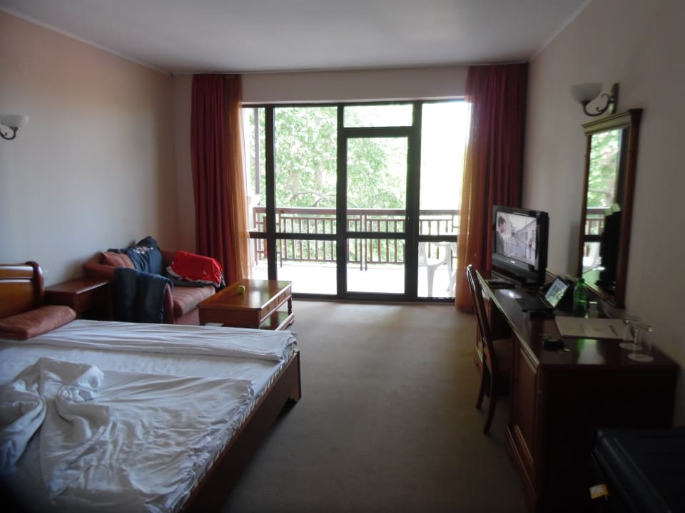 Zimmer Hotel Estreya Residence