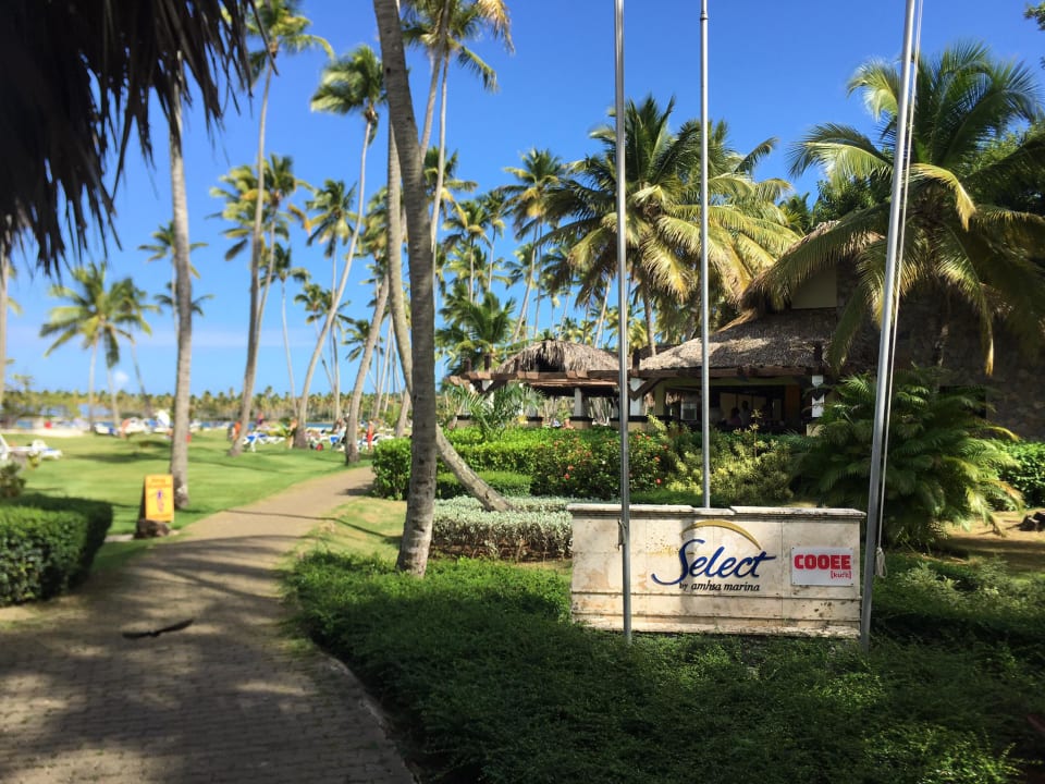 Außenansicht Wyndham Alltra Samana