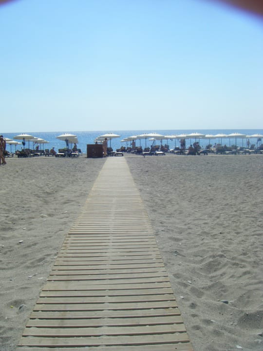 Weg zum Strand Princess Andriana Resort & Spa