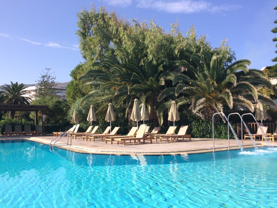 Pool Apollonia Beach Resort & Spa