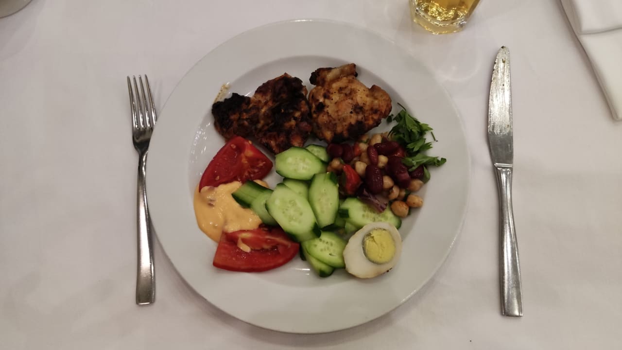 Gastro Serenity Alpha Beach