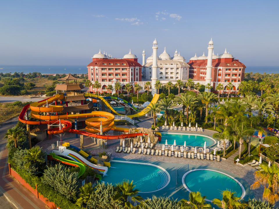 Außenansicht Royal Taj Mahal Hotel