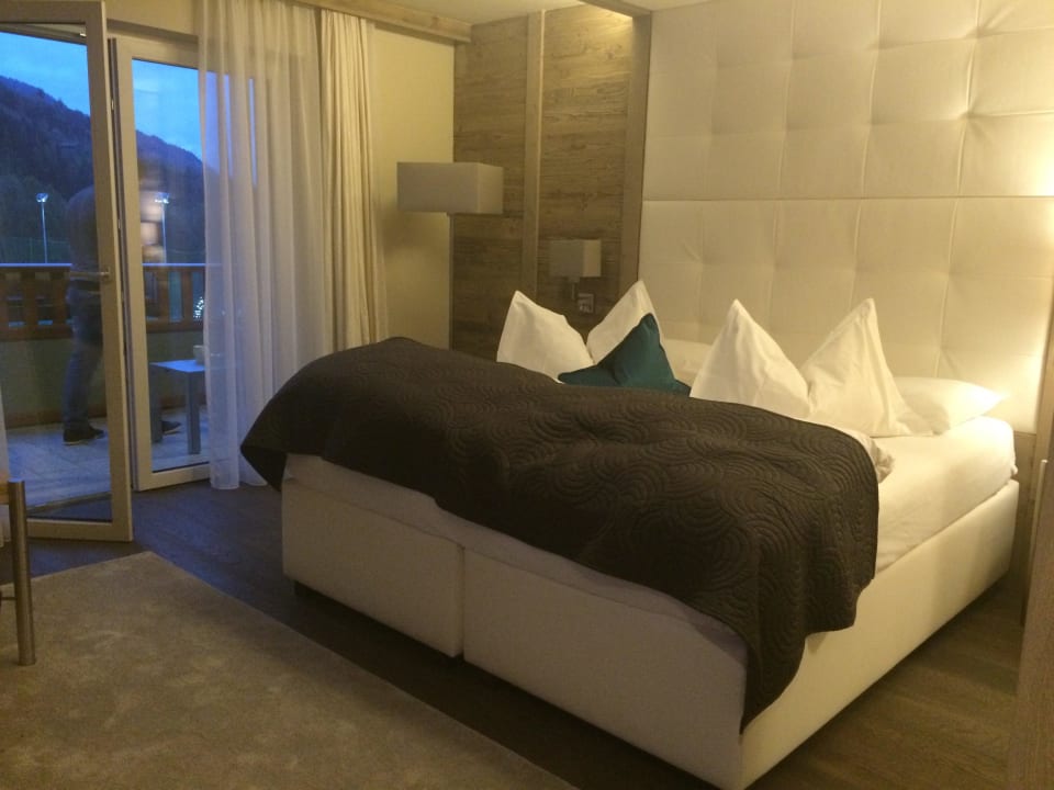 Bett und Balkon Quellenhof Luxury Resort Passeier