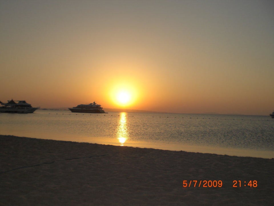 Traumhafter Sonnenaufgang Giftun Azur Resort