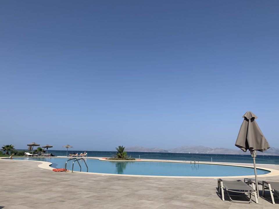 Pool Hotel Horizon Beach Resort